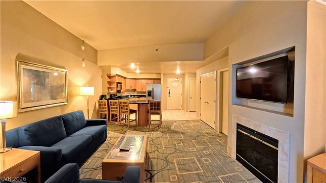211 East Flamingo Road 817, Las Vegas, NV 89169
