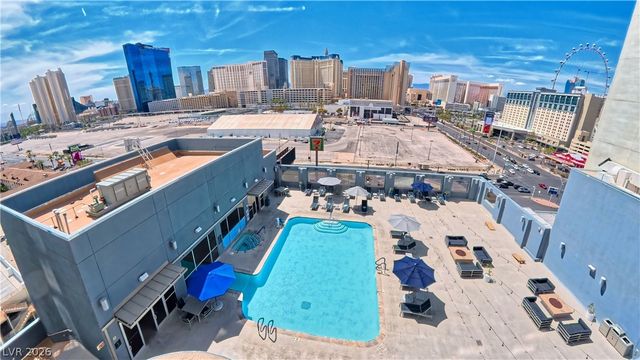 211 East Flamingo Road 817, Las Vegas, NV 89169