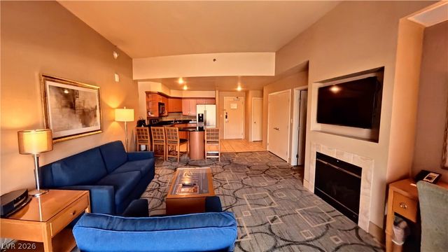 211 East Flamingo Road 817, Las Vegas, NV 89169