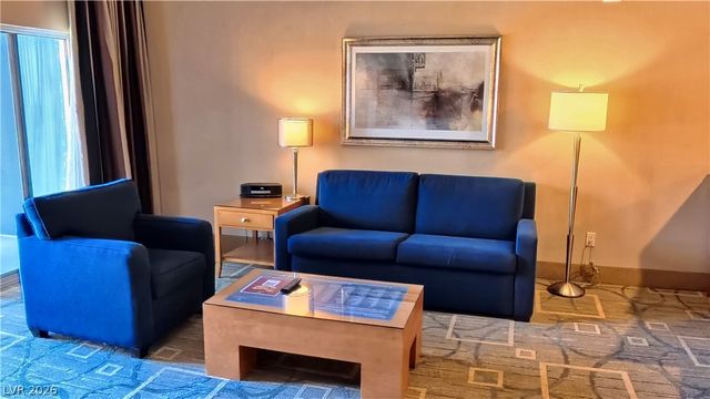211 East Flamingo Road 817, Las Vegas, NV 89169
