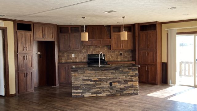 8578 County Road 502, Blue Ridge, TX 75424