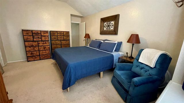 132 Cotton Drive, Lake Jackson, TX 77566