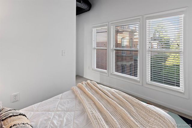 4406 3rd Street 2, Detroit, MI 48201