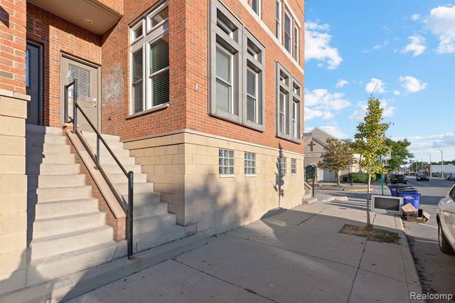 4406 3rd Street 2, Detroit, MI 48201