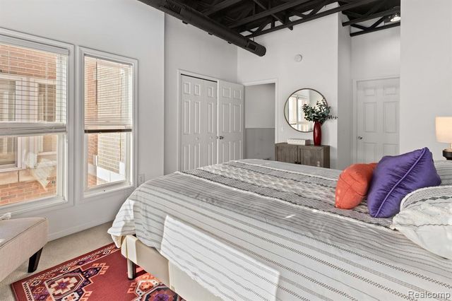 4406 3rd Street 2, Detroit, MI 48201