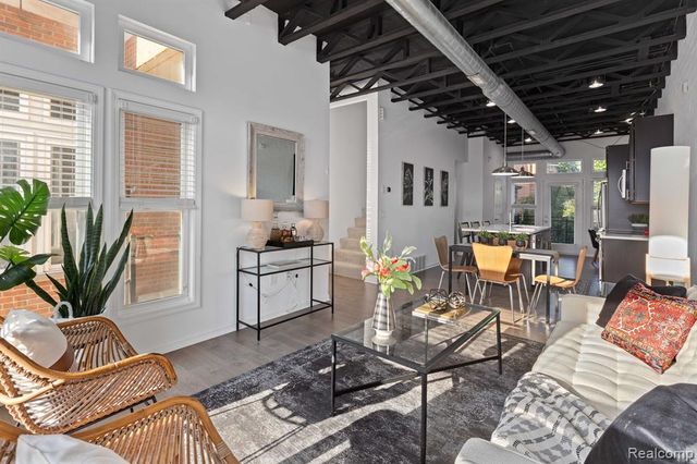 4406 3rd Street 2, Detroit, MI 48201