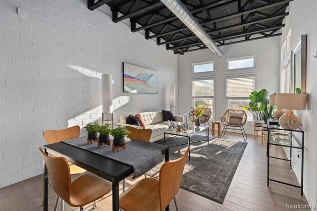 4406 3rd Street 2, Detroit, MI 48201