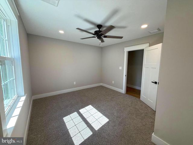 1545 E BUCKSHUTEM RD, Millville, NJ 08332