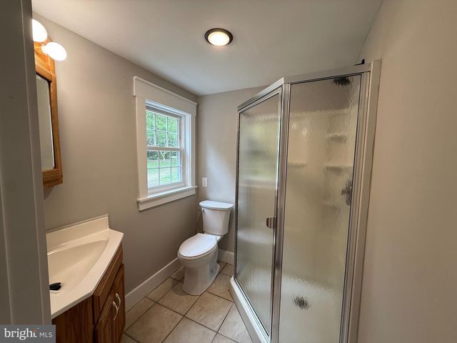 1545 E BUCKSHUTEM RD, Millville, NJ 08332