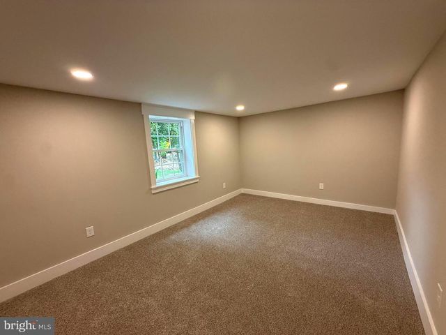 1545 E BUCKSHUTEM RD, Millville, NJ 08332