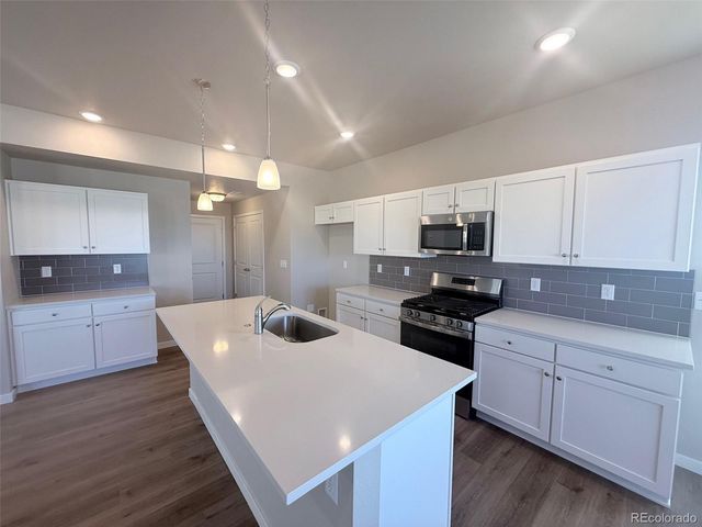 792 N Bently Street, Watkins, CO 80137