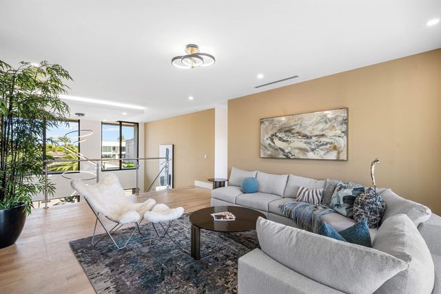 728 Enfield Street, Boca Raton, FL 33487