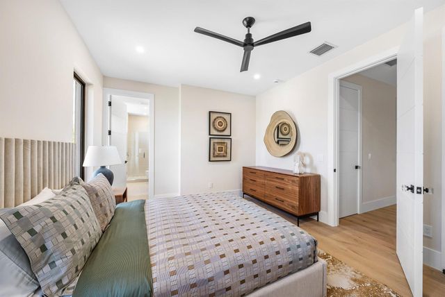 728 Enfield Street, Boca Raton, FL 33487