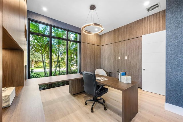 728 Enfield Street, Boca Raton, FL 33487