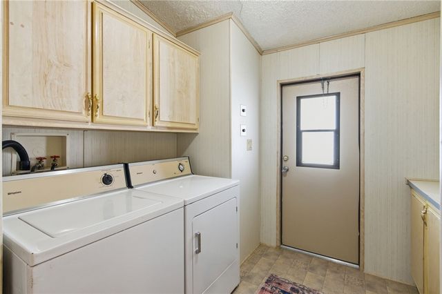 669 Oak Avenue, Bullhead City, AZ 86429