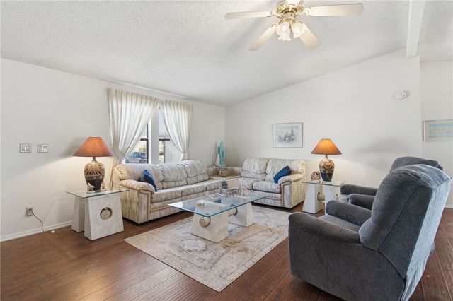 669 Oak Avenue, Bullhead City, AZ 86429