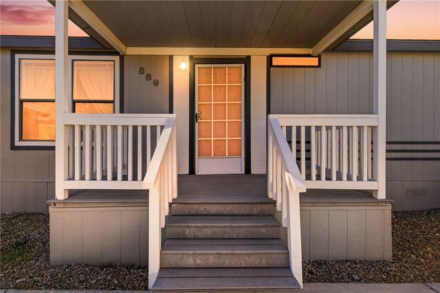 669 Oak Avenue, Bullhead City, AZ 86429