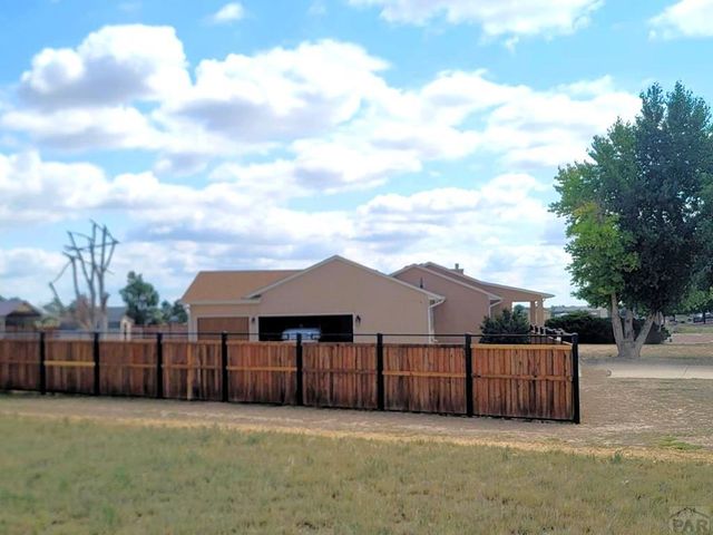 973 W McCulloch Blvd N, Pueblo West, CO 81007