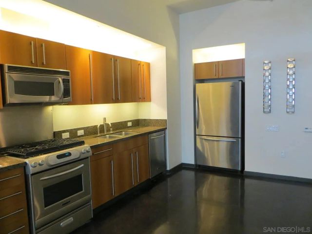 350 11Th Ave 129, San Diego, CA 92101