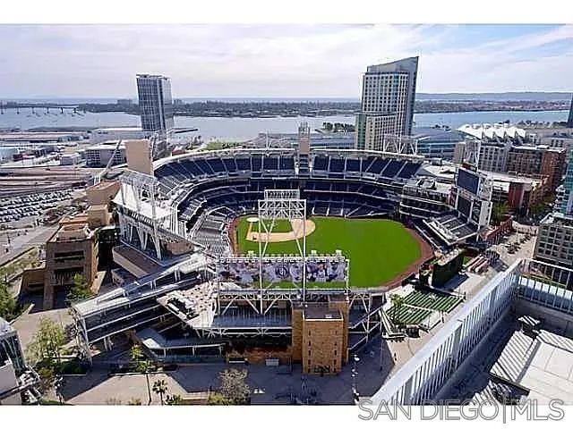 350 11Th Ave 129, San Diego, CA 92101