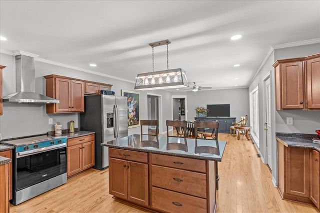 713 Bridlewreath Avenue, Dothan, AL 36301