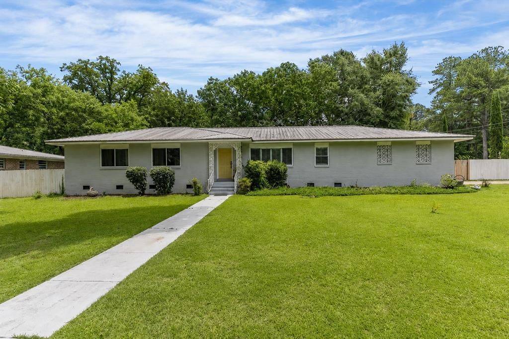 713 Bridlewreath Avenue, Dothan, AL 36301