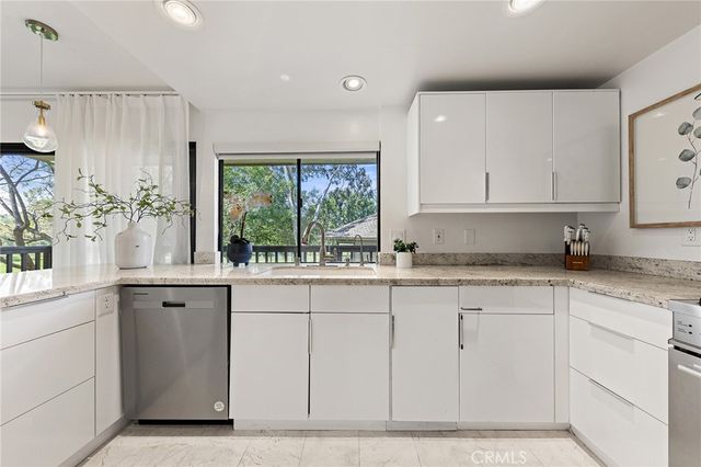 38 Arboles, Irvine, CA 92612