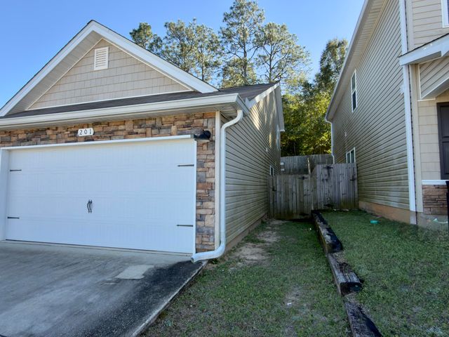 201 Wainwright Drive, Crestview, FL 32539