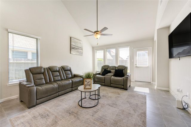20522 Laila Manor Lane, Richmond, TX 77407