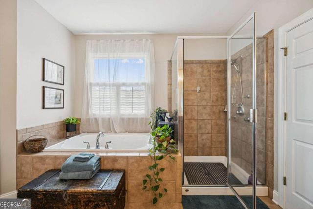 455 Long Mountain Court, Clermont, GA 30527