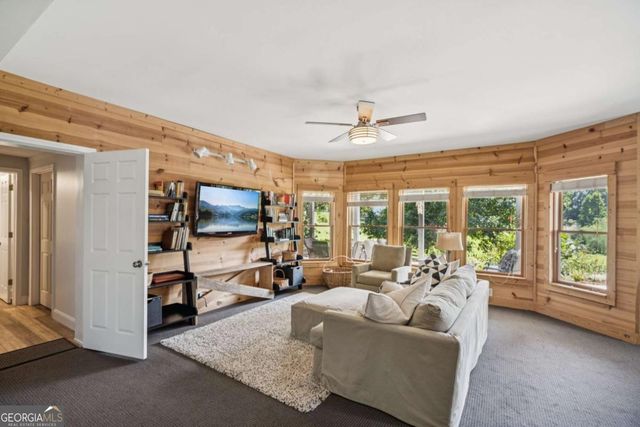 455 Long Mountain Court, Clermont, GA 30527