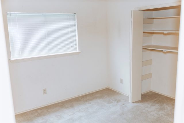 2609 Treeview Drive, Arlington, TX 76016