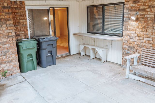 2609 Treeview Drive, Arlington, TX 76016