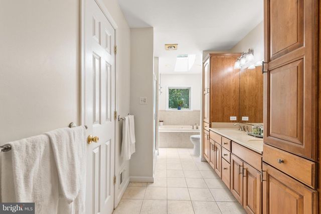 1643 BOW TREE DR, West Chester, PA 19380