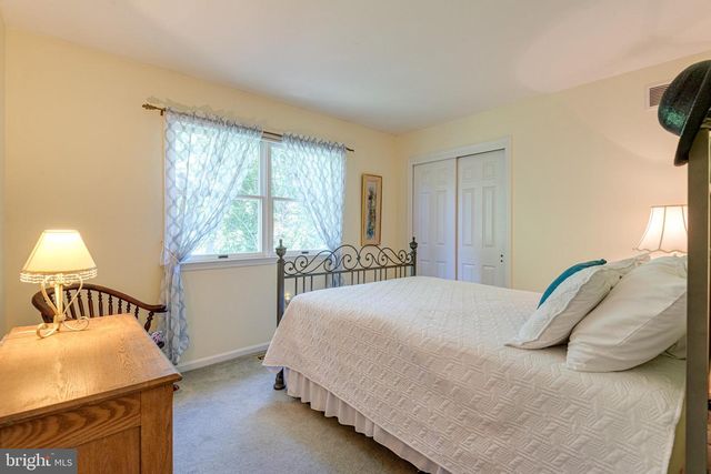 1643 BOW TREE DR, West Chester, PA 19380