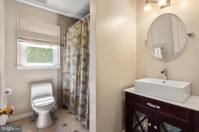 1643 BOW TREE DR, West Chester, PA 19380