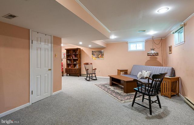 1643 BOW TREE DR, West Chester, PA 19380