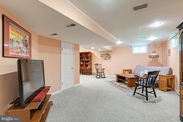1643 BOW TREE DR, West Chester, PA 19380