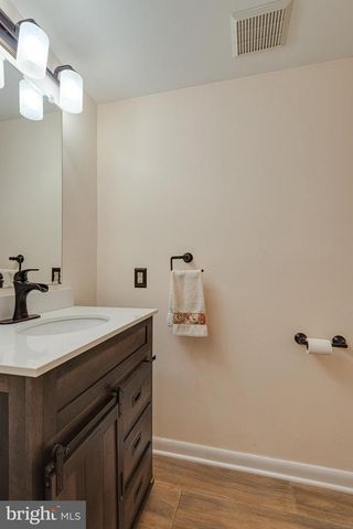 1643 BOW TREE DR, West Chester, PA 19380