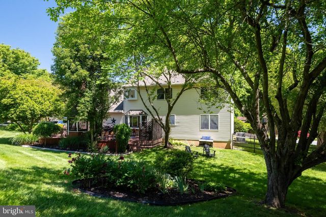 1643 BOW TREE DR, West Chester, PA 19380