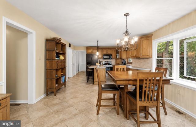 1643 BOW TREE DR, West Chester, PA 19380