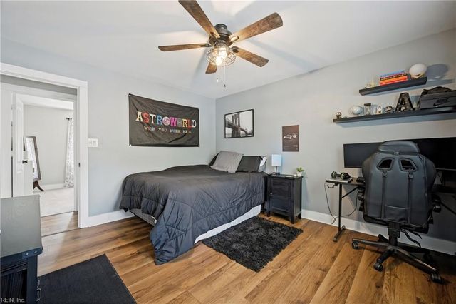 121 Hidalgo DR, Hampton, VA 23669