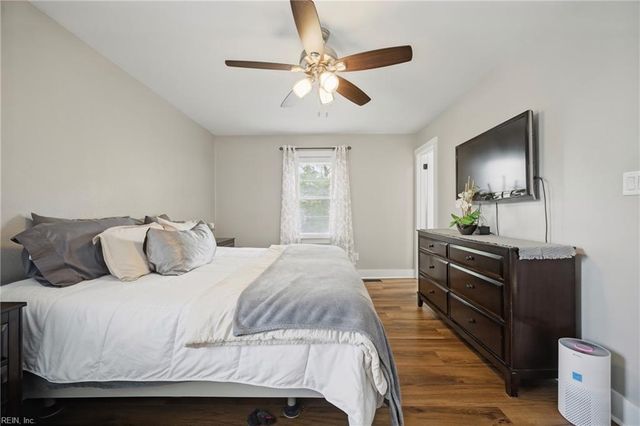 121 Hidalgo DR, Hampton, VA 23669