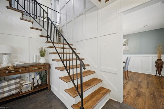 121 Hidalgo DR, Hampton, VA 23669
