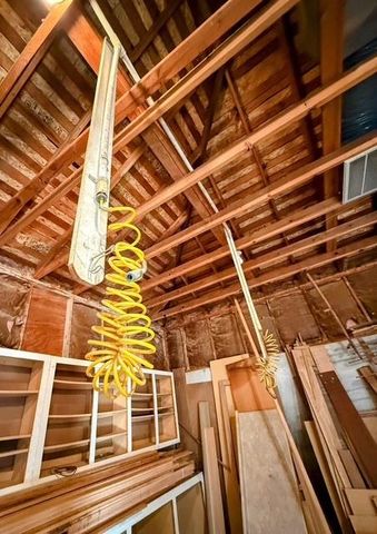 17 NE 465 Road, Warrensburg, MO 64093