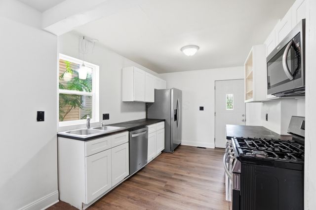 1342 E 18th Avenue, Columbus, OH 43211