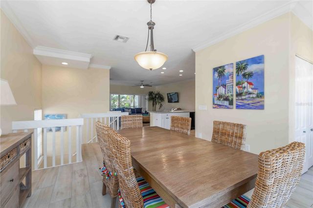 215 81ST STREET, Holmes Beach, FL 34217