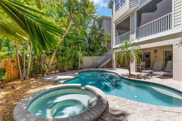 215 81ST STREET, Holmes Beach, FL 34217