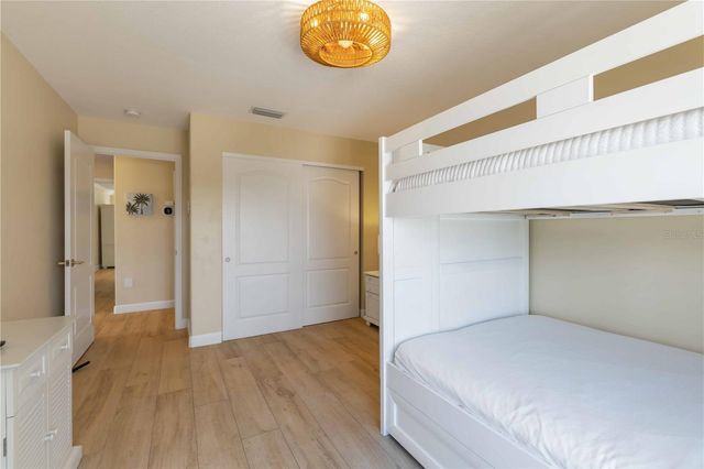 215 81ST STREET, Holmes Beach, FL 34217