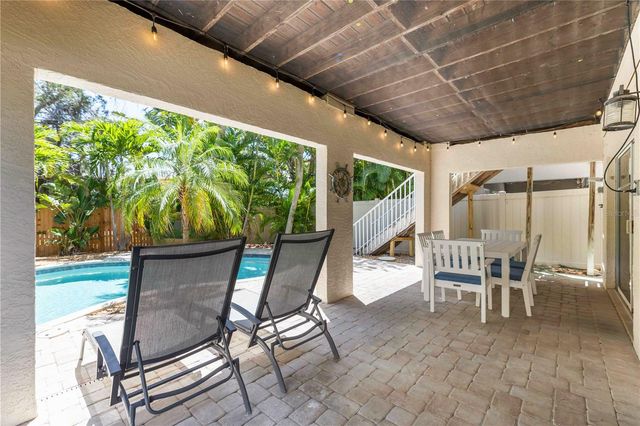 215 81ST STREET, Holmes Beach, FL 34217